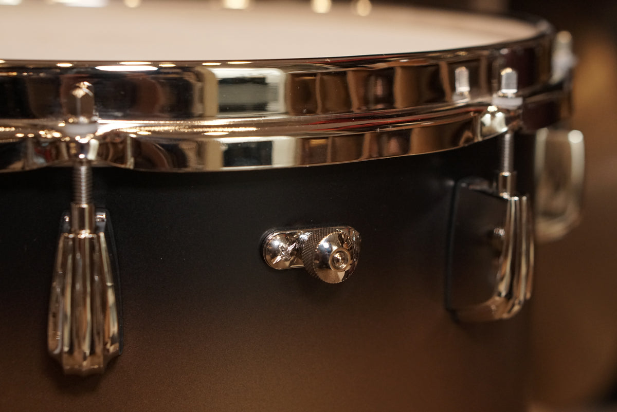Slingerland 12/14/20/5.5x14" Radio King Outfit Drum Set - Black and Gold Lacquer