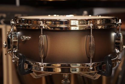 Slingerland 12/14/20/5.5x14" Radio King Outfit Drum Set - Black and Gold Lacquer