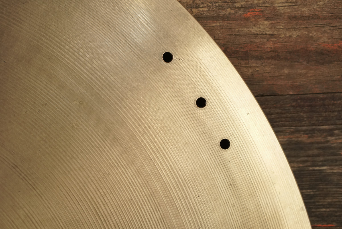 Zildjian 20" A. Custom Flat Top Ride Cymbal - 2132g