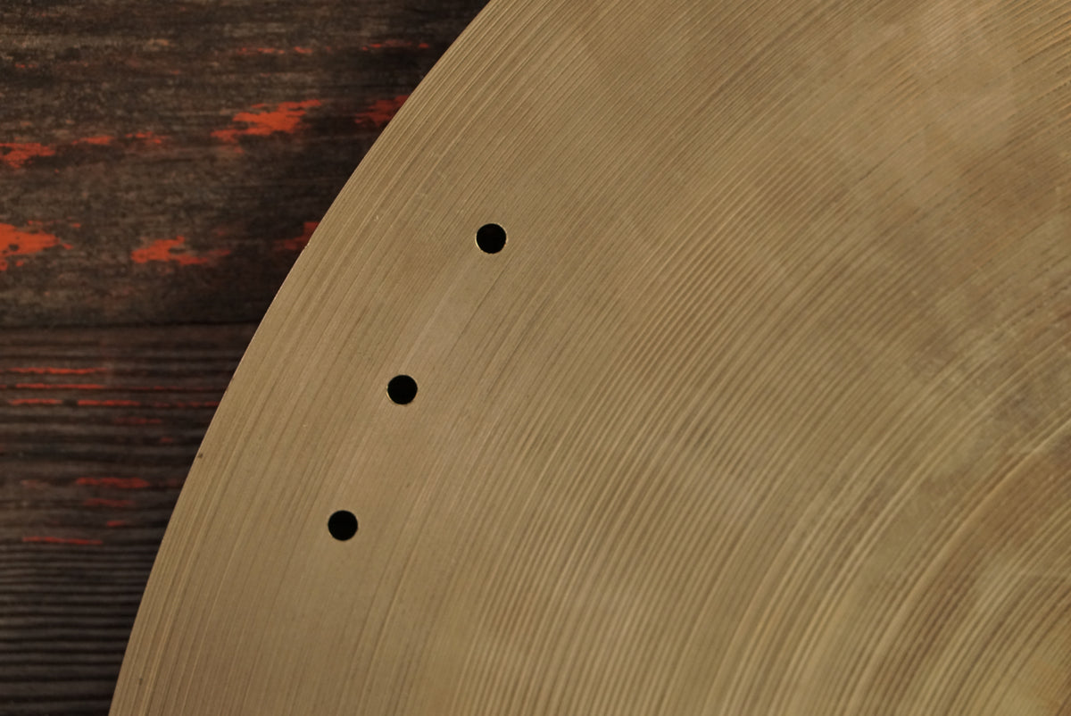 Zildjian 20" A. Custom Flat Top Ride Cymbal - 2132g