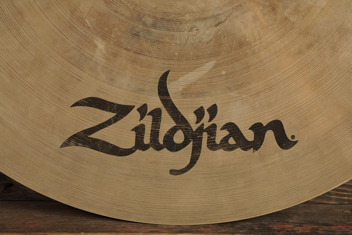 Zildjian 20" A. Custom Flat Top Ride Cymbal - 2132g